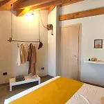 Centro Storico - Casa Con Wifi E Parcheggio A 100m Saluzzo