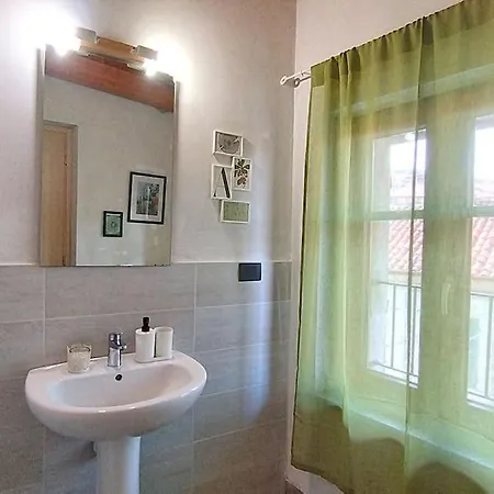 Centro Storico - Casa Con Wifi E Parcheggio A 100m Appartement Saluzzo